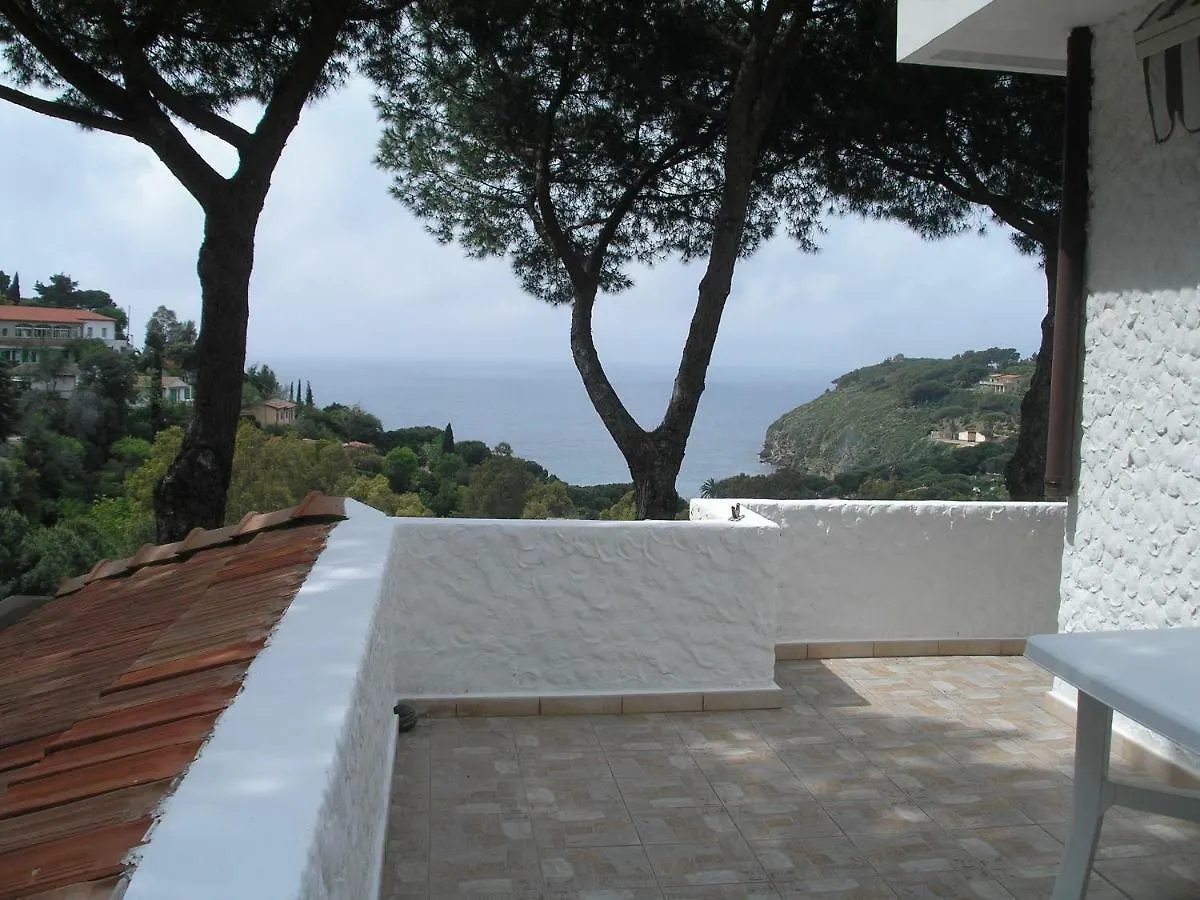 Residence I Pini Capoliveri